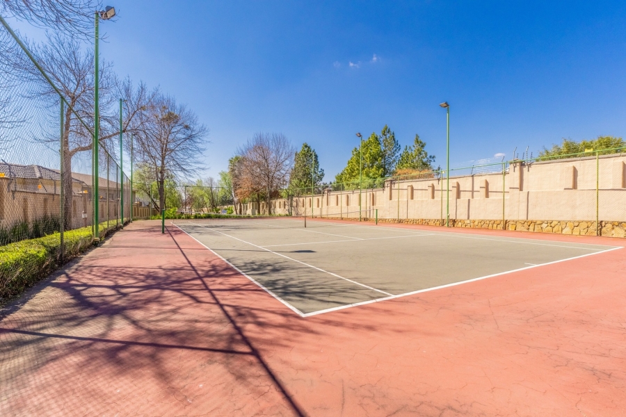 1 Bedroom Property for Sale in Fourways Gauteng
