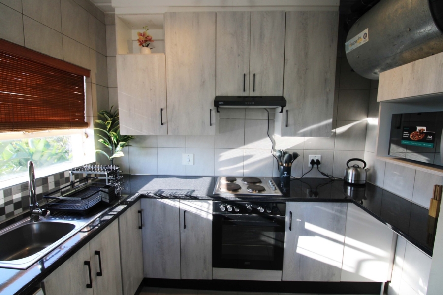 To Let 1 Bedroom Property for Rent in Edenburg Gauteng