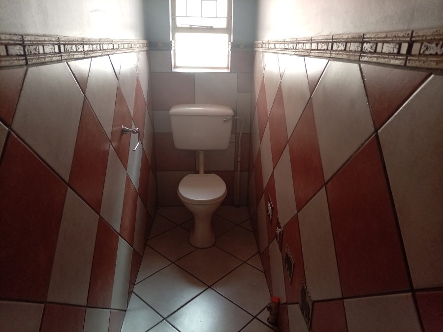 2 Bedroom Property for Sale in Vanderbijlpark CW 4 Gauteng