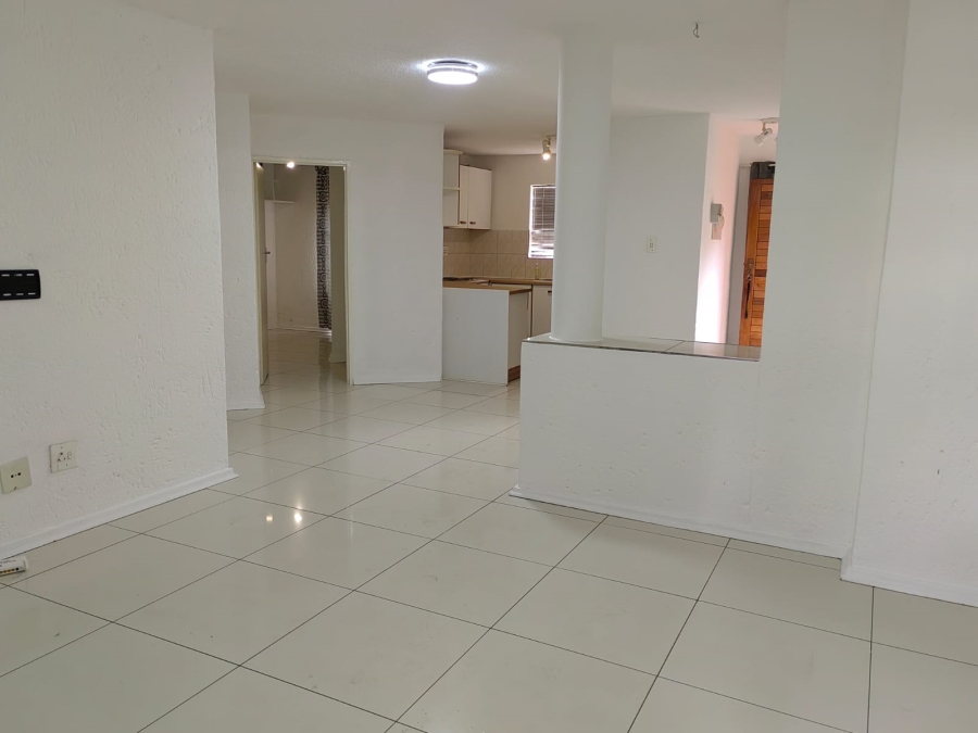 2 Bedroom Property for Sale in Vorna Valley Gauteng