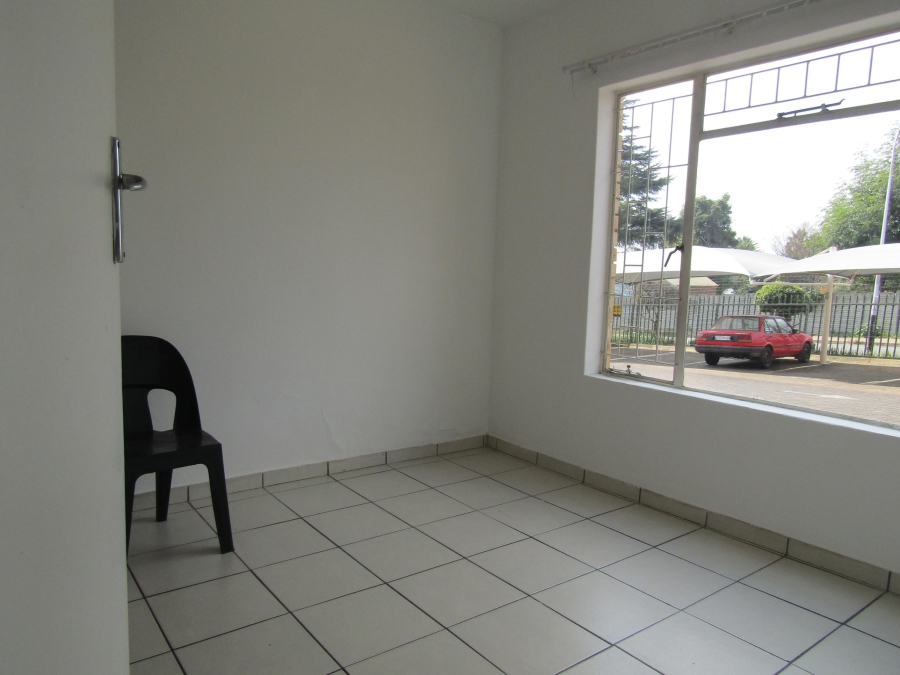 2 Bedroom Property for Sale in Auckland Park Gauteng