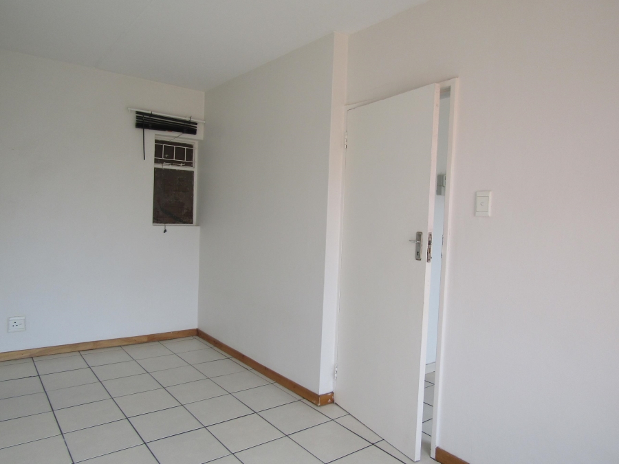 2 Bedroom Property for Sale in Auckland Park Gauteng