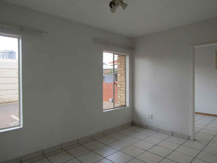 2 Bedroom Property for Sale in Auckland Park Gauteng