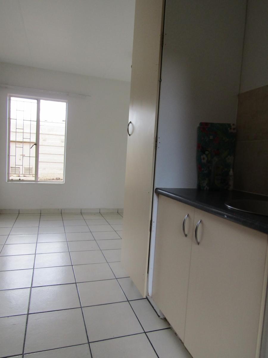 2 Bedroom Property for Sale in Auckland Park Gauteng