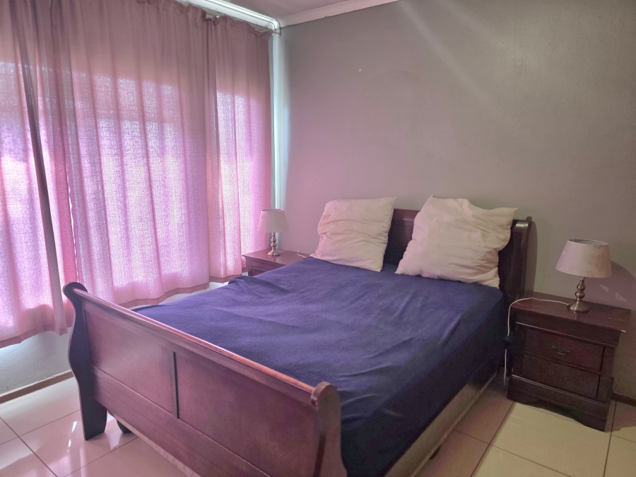 2 Bedroom Property for Sale in Die Hoewes Gauteng