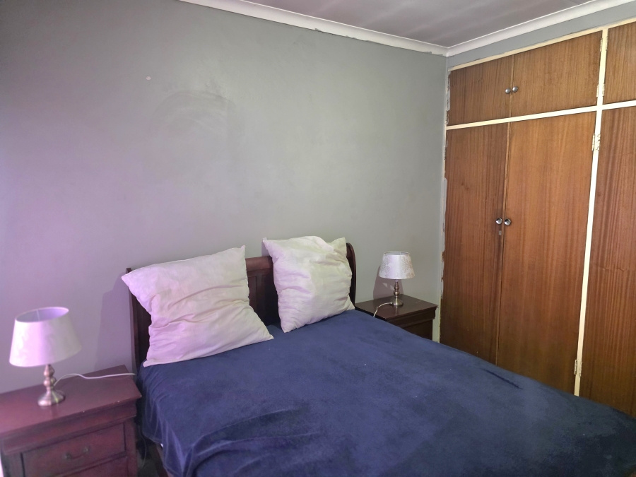 2 Bedroom Property for Sale in Die Hoewes Gauteng