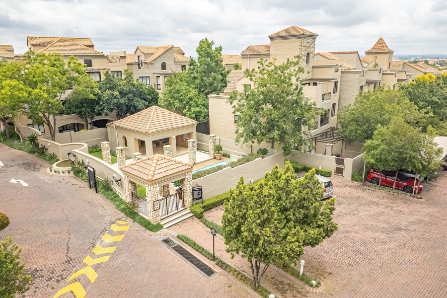 To Let 2 Bedroom Property for Rent in Lonehill Gauteng