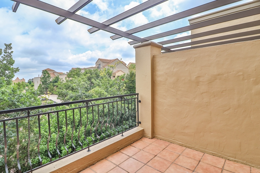 To Let 2 Bedroom Property for Rent in Lonehill Gauteng