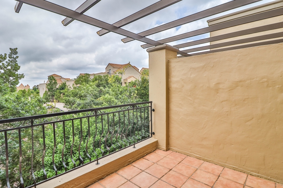 To Let 2 Bedroom Property for Rent in Lonehill Gauteng