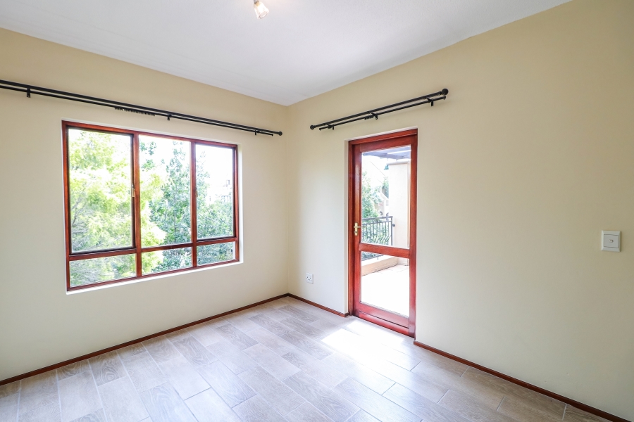 To Let 2 Bedroom Property for Rent in Lonehill Gauteng