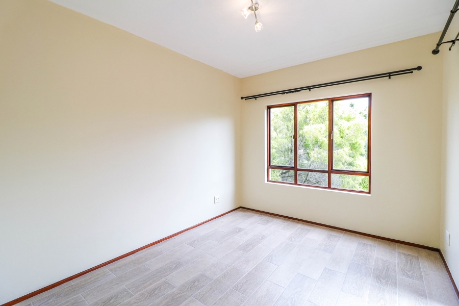 To Let 2 Bedroom Property for Rent in Lonehill Gauteng