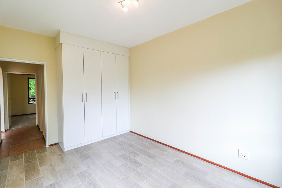 To Let 2 Bedroom Property for Rent in Lonehill Gauteng