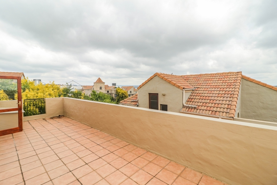 To Let 2 Bedroom Property for Rent in Lonehill Gauteng