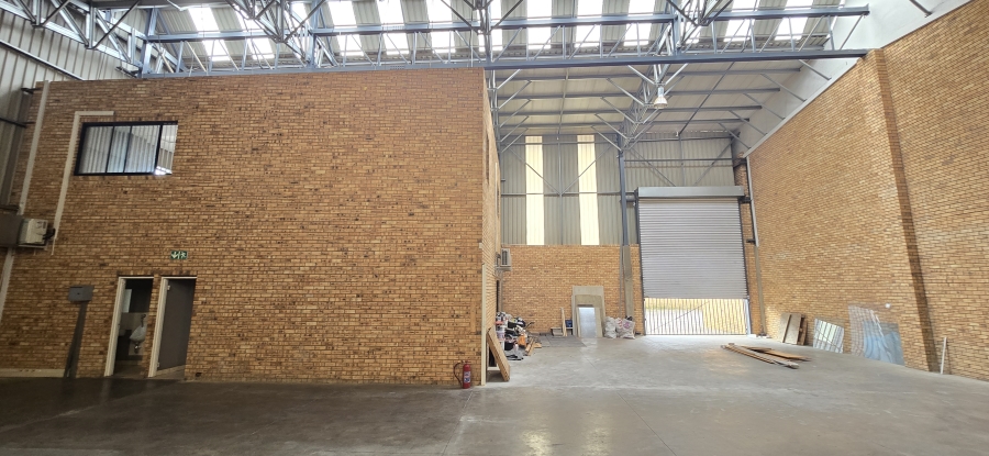 To Let Commercial Property for Rent in Honeydew Gauteng