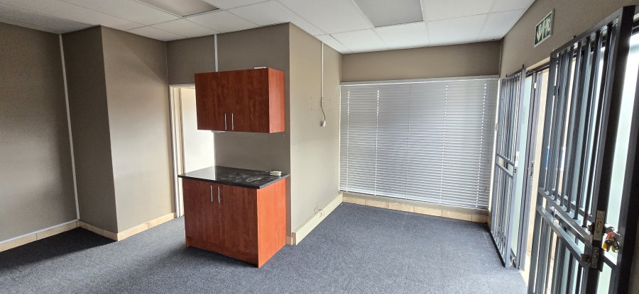 To Let Commercial Property for Rent in Honeydew Gauteng