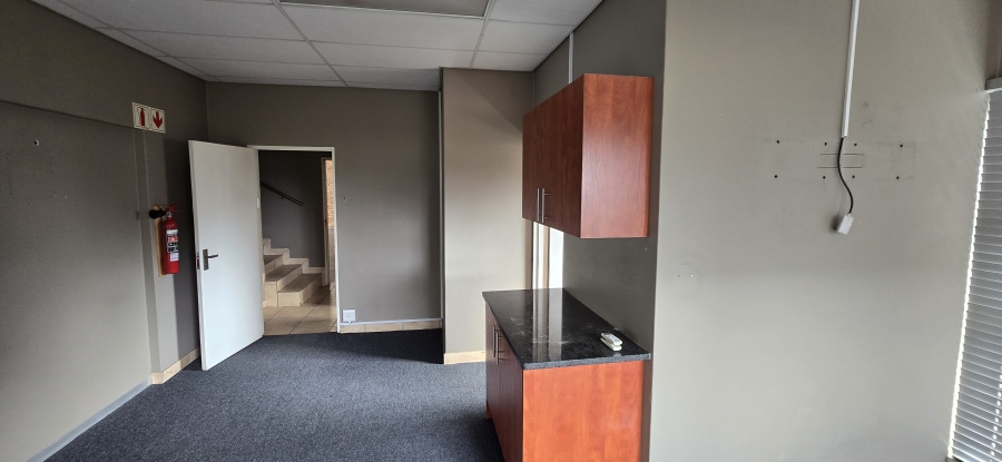 To Let Commercial Property for Rent in Honeydew Gauteng
