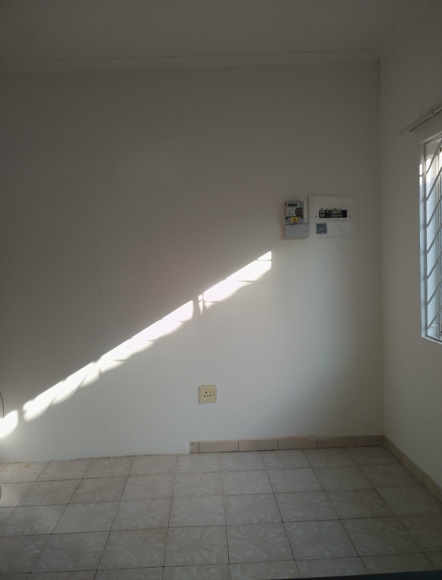 To Let 2 Bedroom Property for Rent in Laudium Gauteng