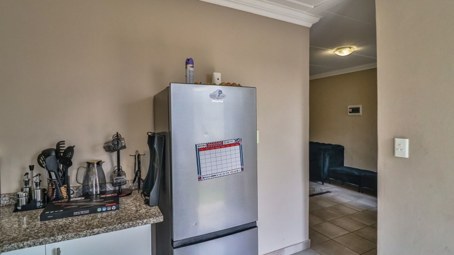 To Let 3 Bedroom Property for Rent in South Hills Gauteng