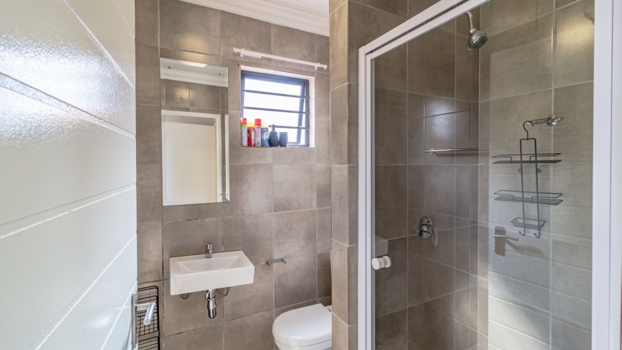 To Let 3 Bedroom Property for Rent in South Hills Gauteng