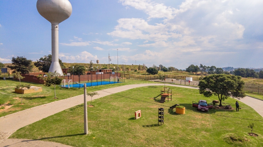 To Let 3 Bedroom Property for Rent in South Hills Gauteng