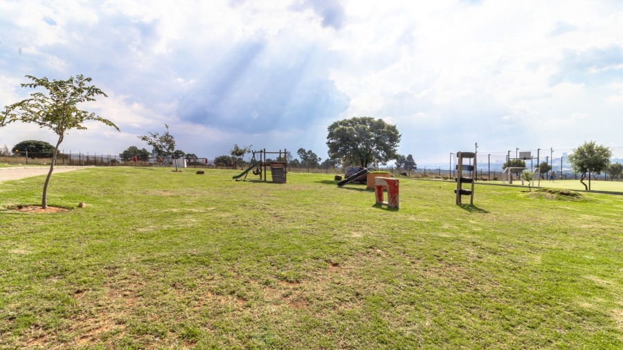 To Let 3 Bedroom Property for Rent in South Hills Gauteng