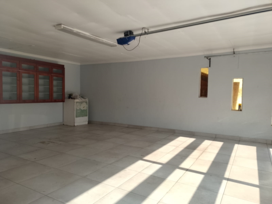 To Let 3 Bedroom Property for Rent in Sunward Park Gauteng