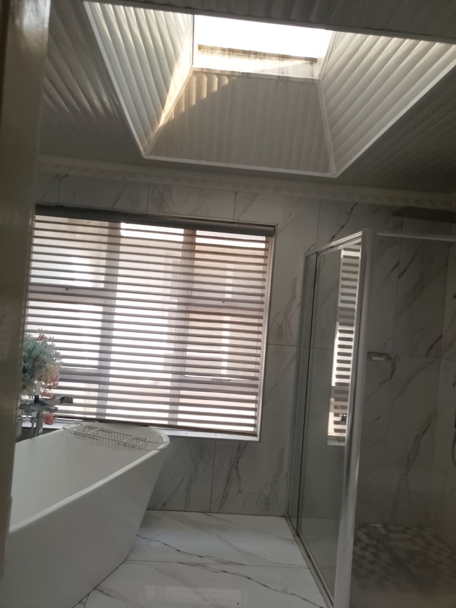 To Let 3 Bedroom Property for Rent in Sunward Park Gauteng