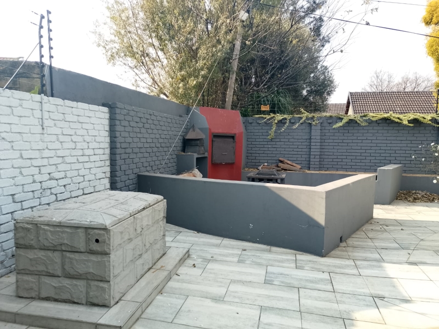 To Let 3 Bedroom Property for Rent in Sunward Park Gauteng