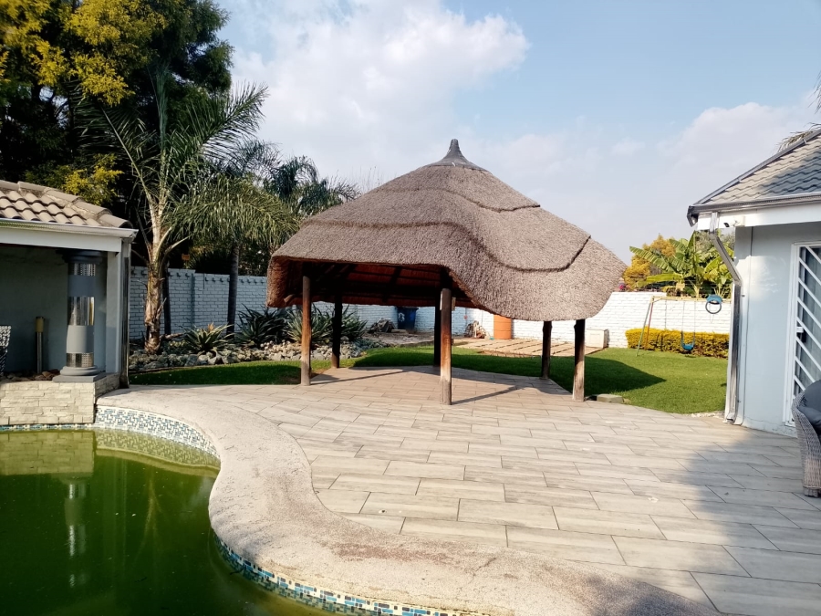 To Let 3 Bedroom Property for Rent in Sunward Park Gauteng