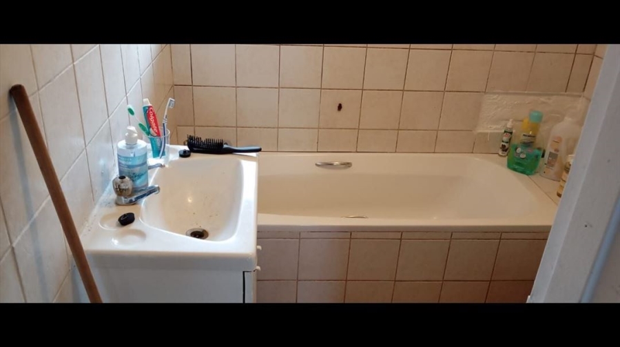 2 Bedroom Property for Sale in Birch Acres Gauteng