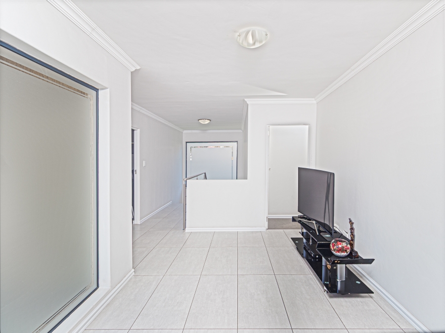 4 Bedroom Property for Sale in Edenburg Gauteng