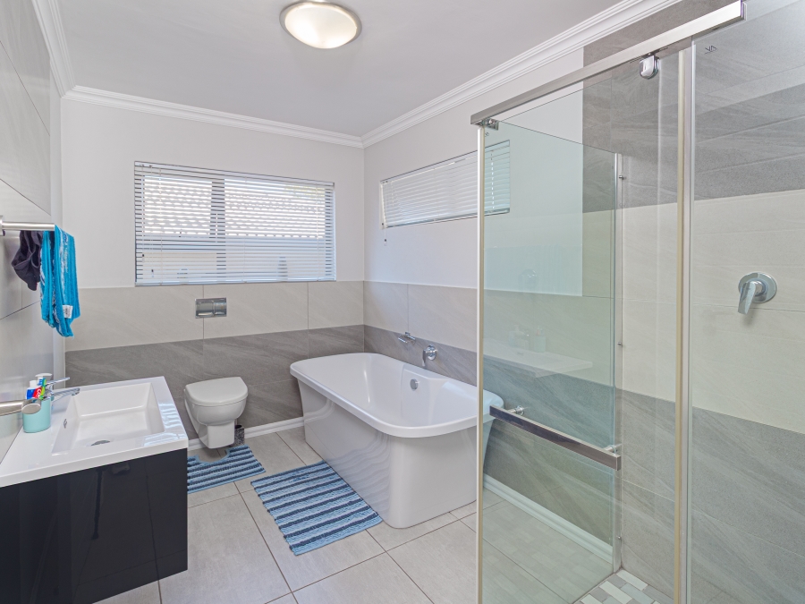 4 Bedroom Property for Sale in Edenburg Gauteng