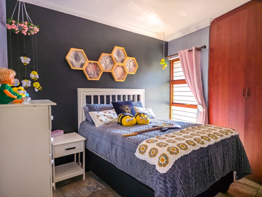 4 Bedroom Property for Sale in Ninapark Gauteng