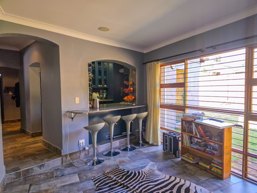 4 Bedroom Property for Sale in Ninapark Gauteng