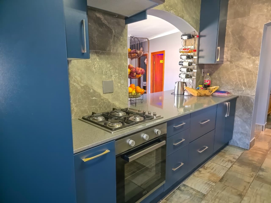 4 Bedroom Property for Sale in Ninapark Gauteng