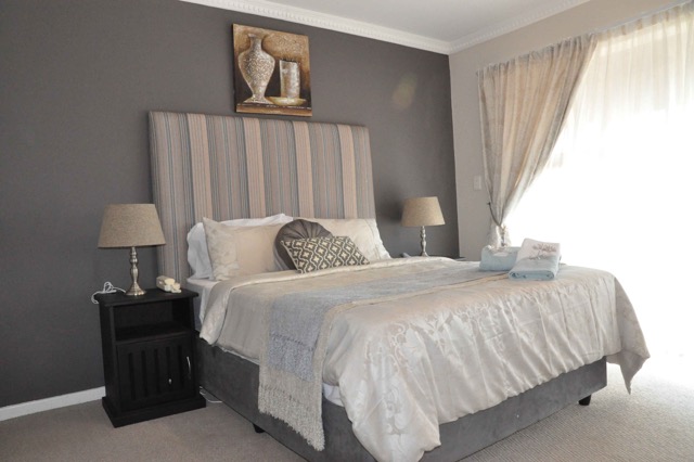 To Let 3 Bedroom Property for Rent in Morningside Gauteng