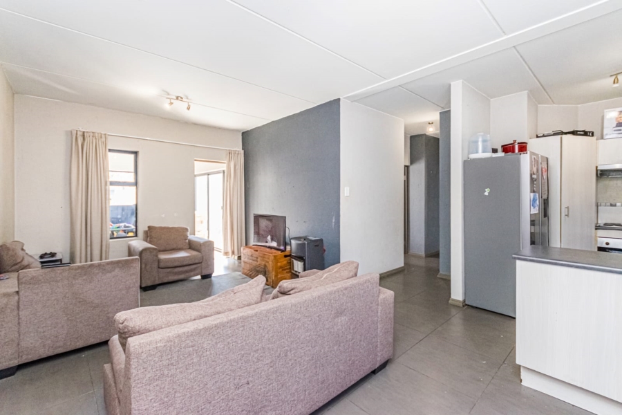 To Let 2 Bedroom Property for Rent in Kimbult A H Gauteng