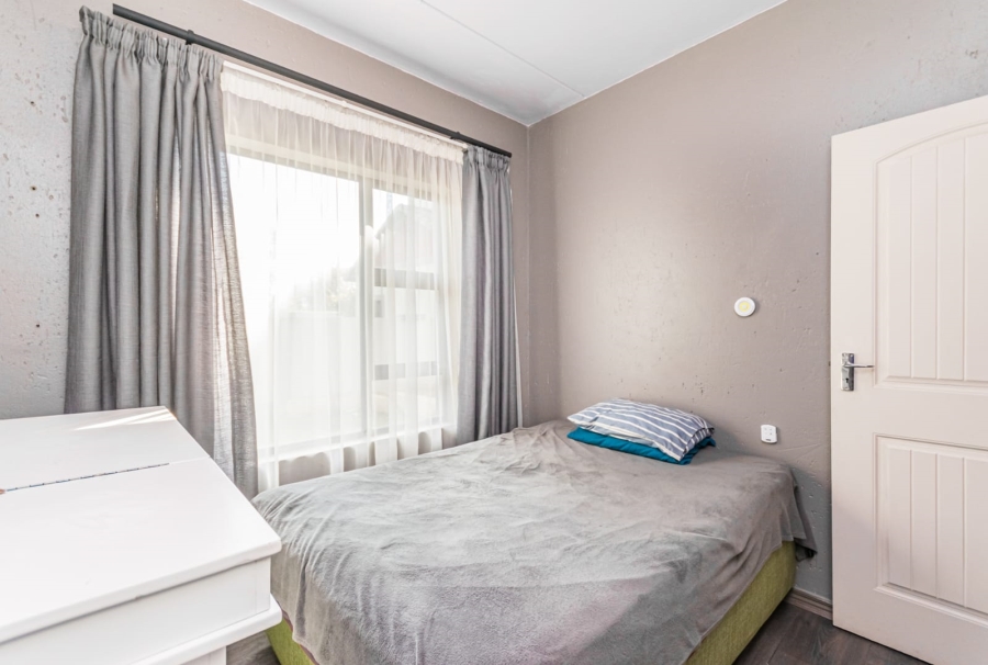 To Let 2 Bedroom Property for Rent in Kimbult A H Gauteng