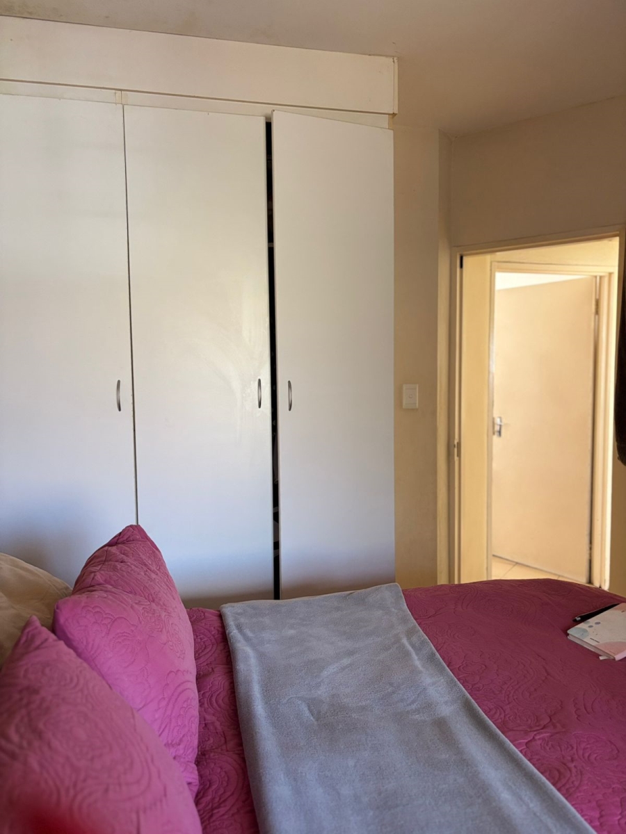 2 Bedroom Property for Sale in Edleen Gauteng