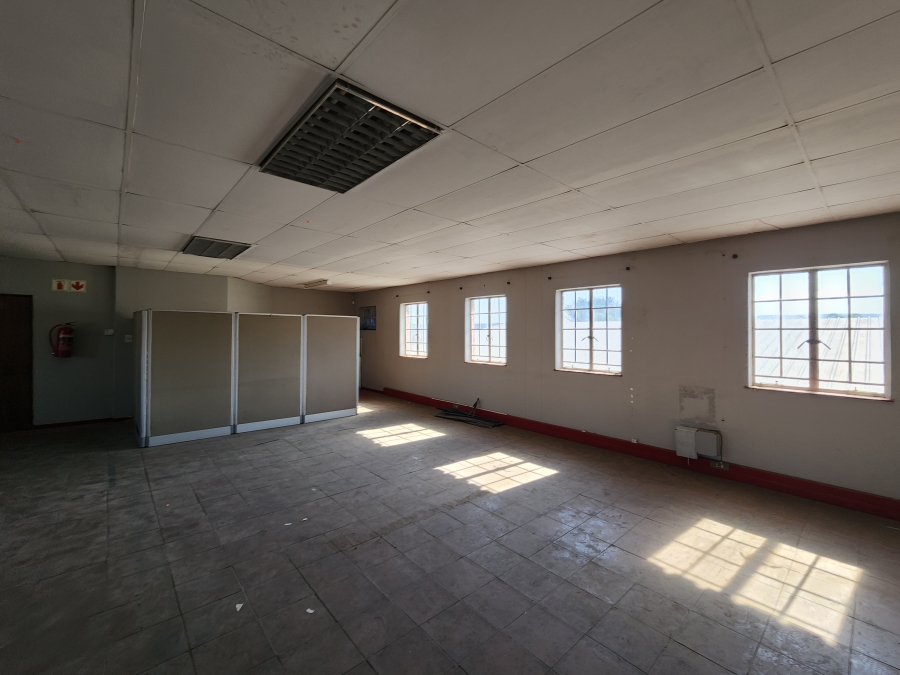 To Let Commercial Property for Rent in Koedoespoort Industrial Gauteng