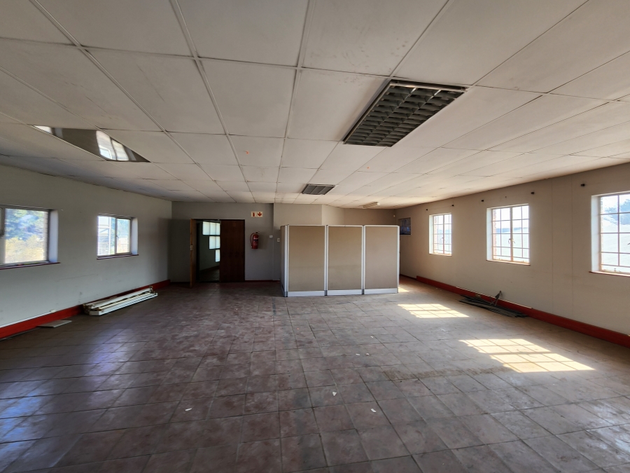 To Let Commercial Property for Rent in Koedoespoort Industrial Gauteng