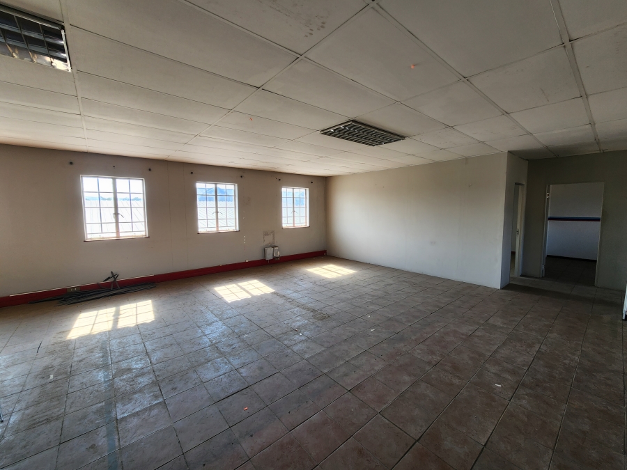 To Let Commercial Property for Rent in Koedoespoort Industrial Gauteng