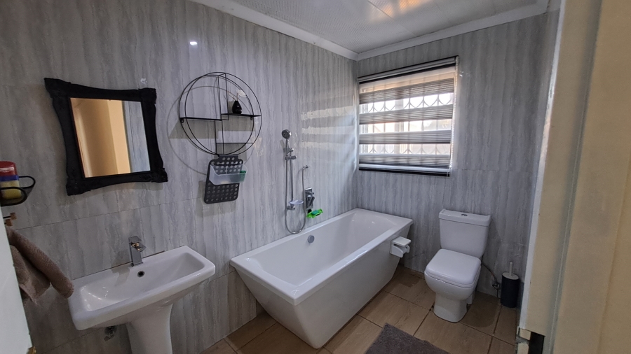 3 Bedroom Property for Sale in Bergsig Gauteng