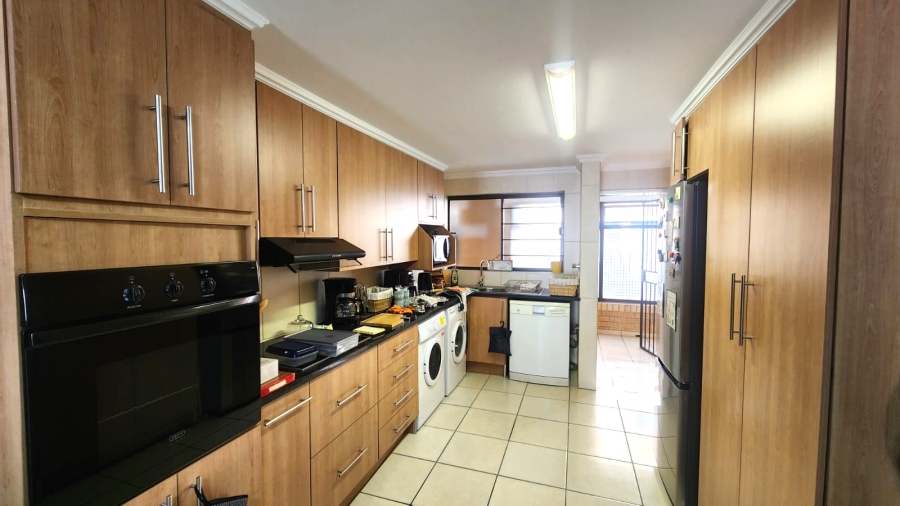 2 Bedroom Property for Sale in Garsfontein Gauteng