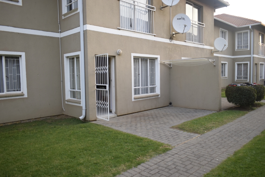 2 Bedroom Property for Sale in Comet Gauteng