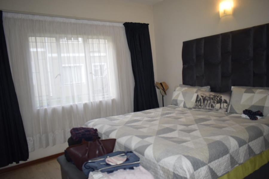 2 Bedroom Property for Sale in Comet Gauteng