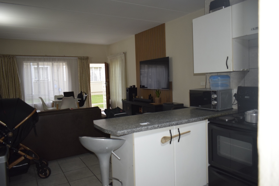 2 Bedroom Property for Sale in Comet Gauteng