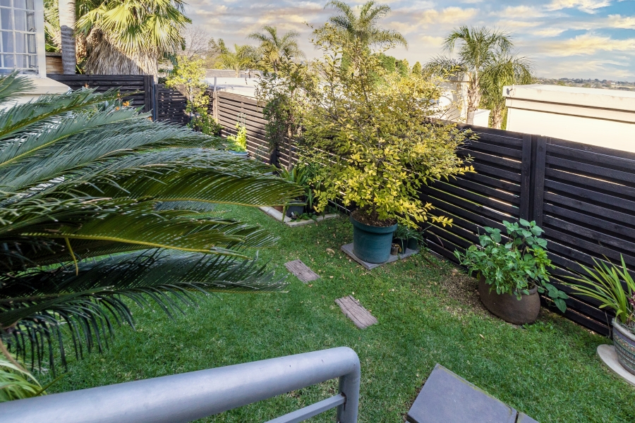 2 Bedroom Property for Sale in Erasmuskloof Gauteng