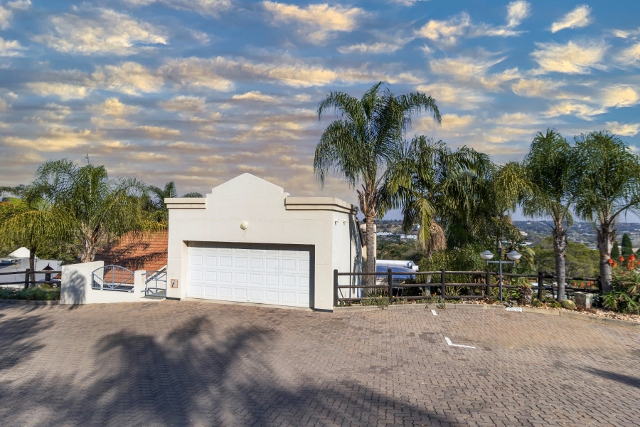 2 Bedroom Property for Sale in Erasmuskloof Gauteng