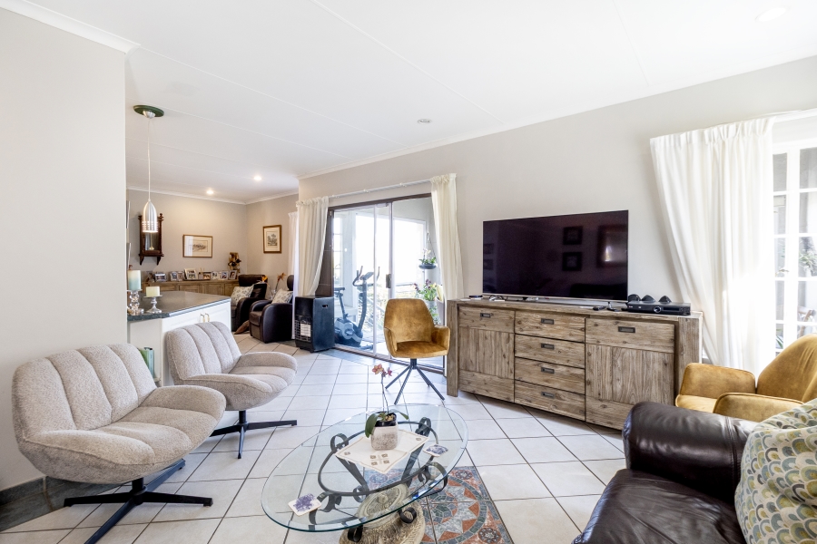 2 Bedroom Property for Sale in Erasmuskloof Gauteng